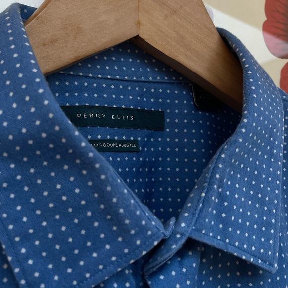 Perry Ellis Button Down - Picture 2 of 4